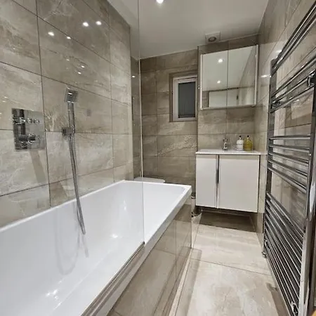 Cosy Apartment Alexandra Palace Haringey, Londres Extérieur photo